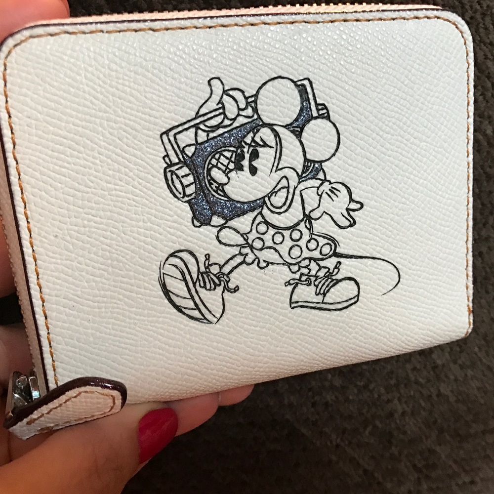 Authentic COACH Disney X Zip around small wallet - Picture 7 of 8